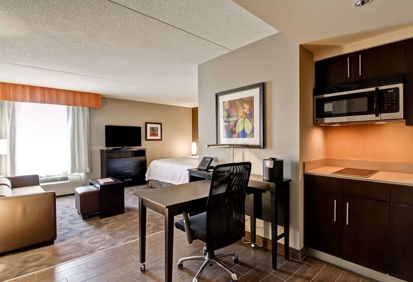 Hotel Homewood Suites Ajax, Ontario, Canada