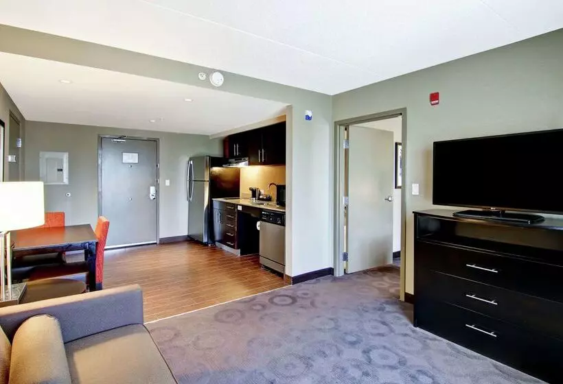 호텔 Homewood Suites Ajax, Ontario, Canada