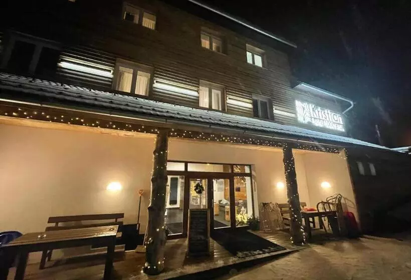 בית מלון כפרי Kristian