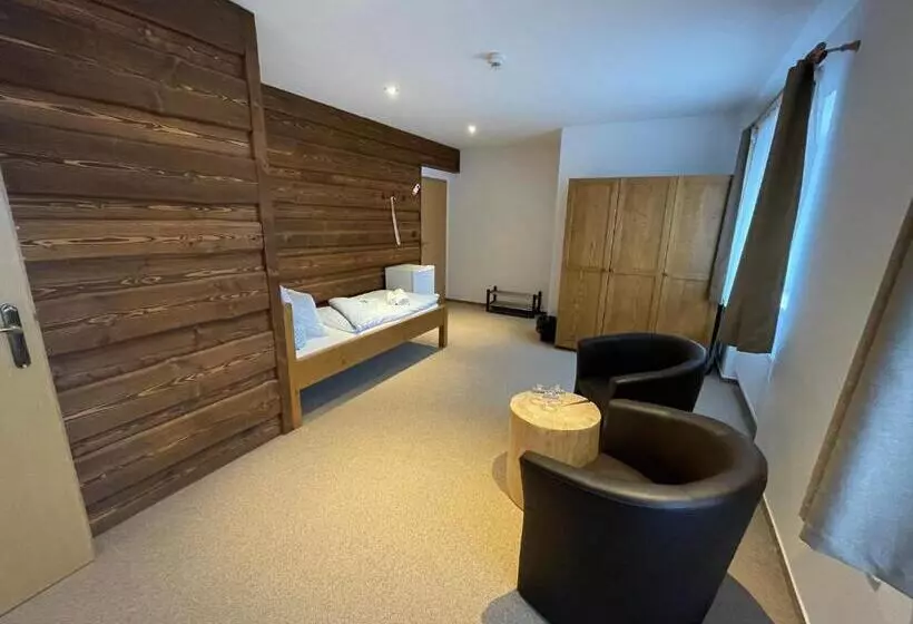 בית מלון כפרי Kristian