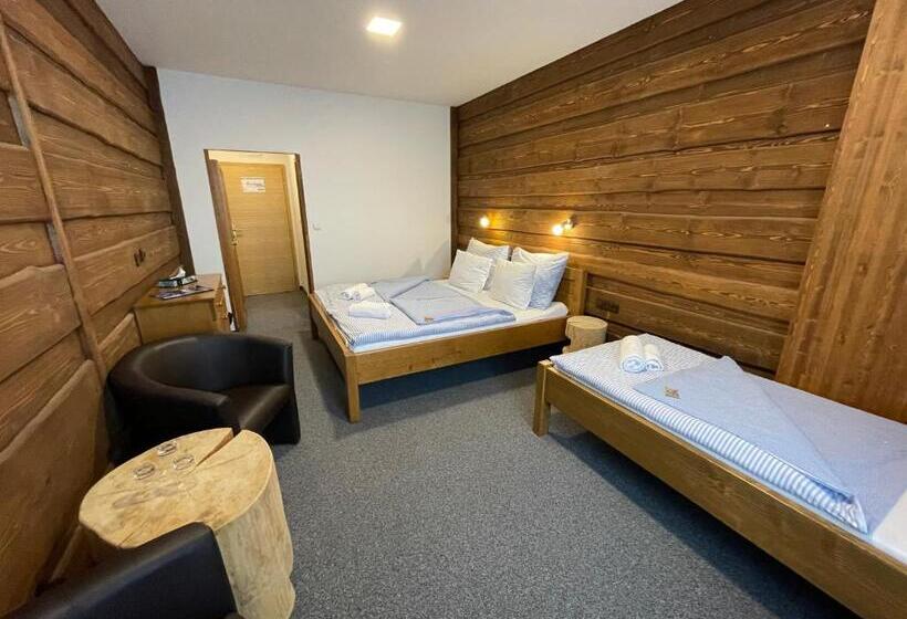 בית מלון כפרי Kristian