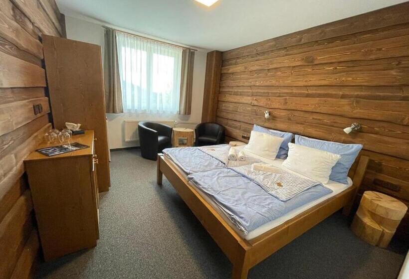 בית מלון כפרי Kristian