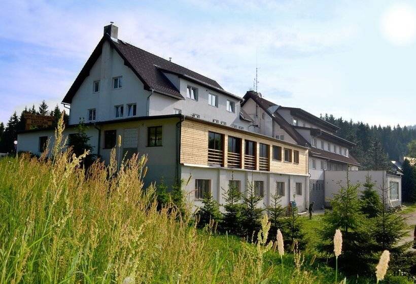 בית מלון כפרי Kristian