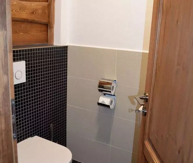 בית מלון כפרי Kristian