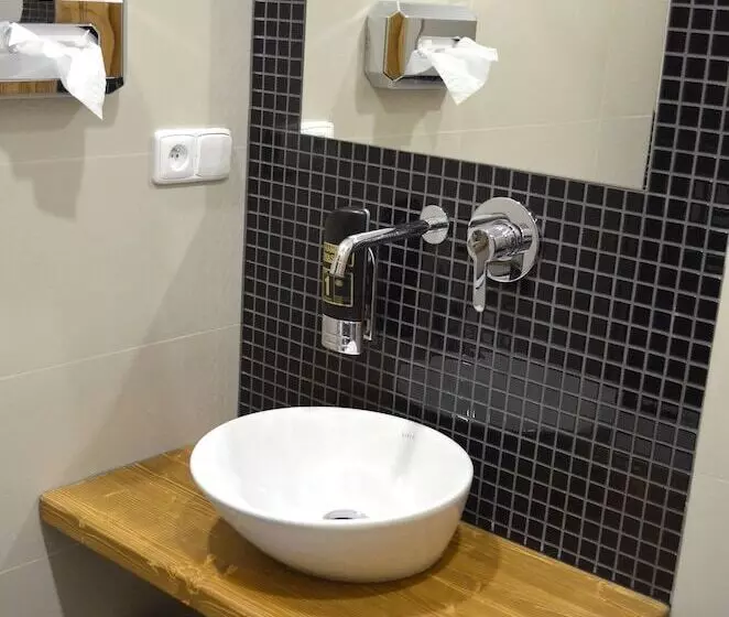 בית מלון כפרי Kristian