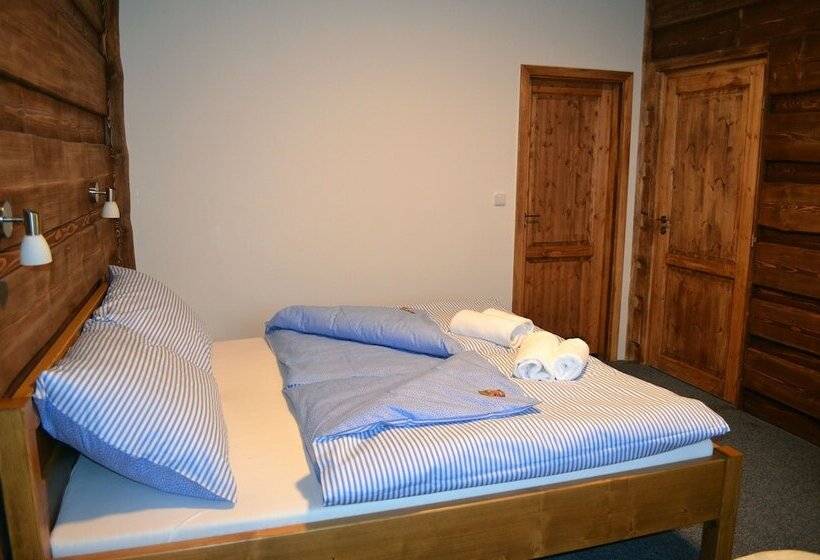 בית מלון כפרי Kristian