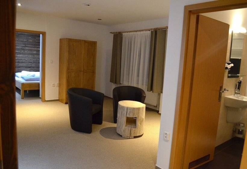 בית מלון כפרי Kristian