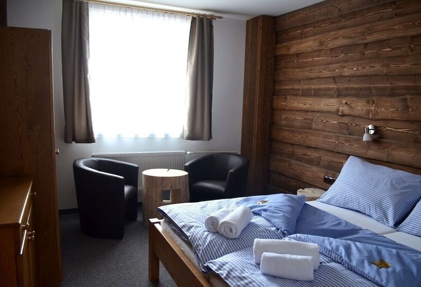 בית מלון כפרי Kristian