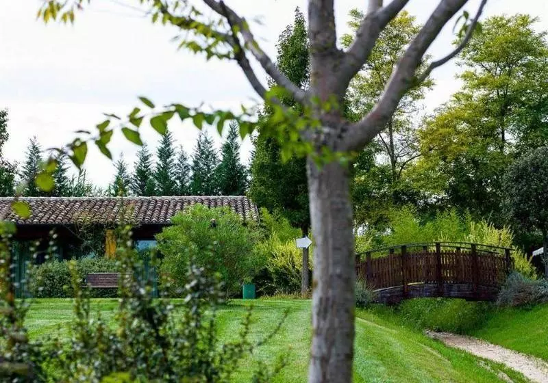 ホテル Le Grotte Dei Saraceni