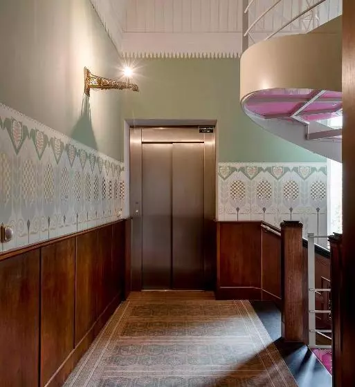 هتل Okresní Dům