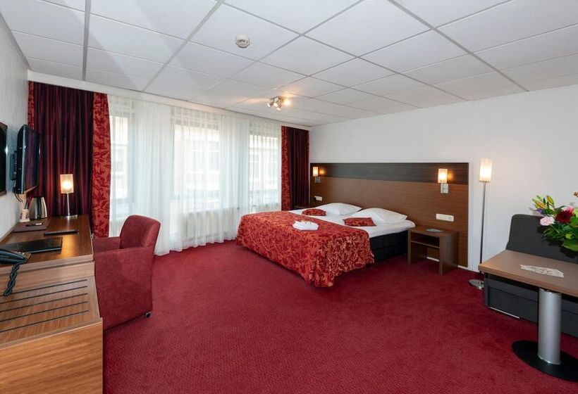 Отель Petit Nord