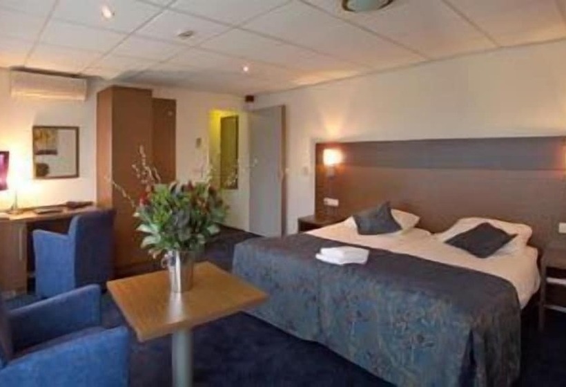 Отель Petit Nord