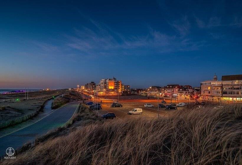 酒店 Prominent Inn