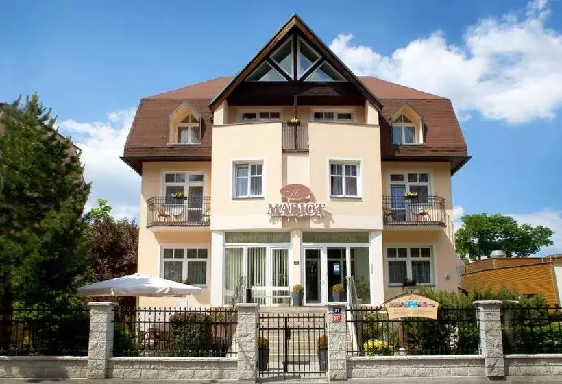 هتل Sanatorium Mariot