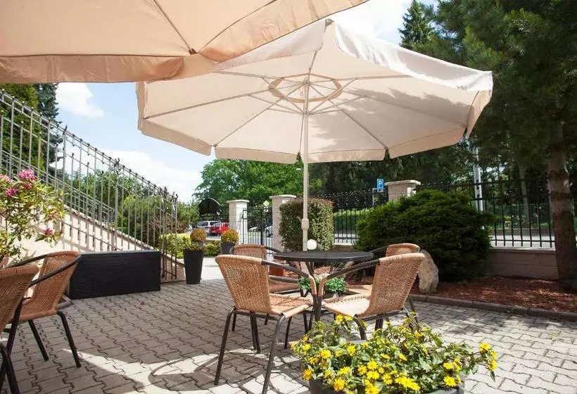 هتل Sanatorium Mariot