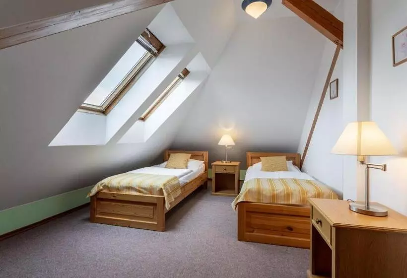 هتل Sanatorium Mariot