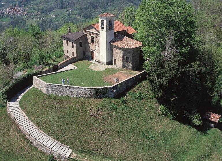 בית מלון כפרי & Spa Cacciatori