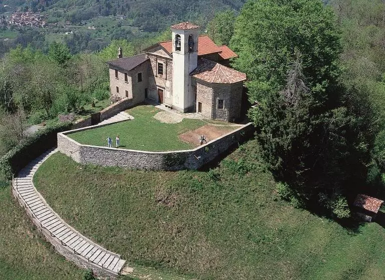 هتل & Spa Cacciatori