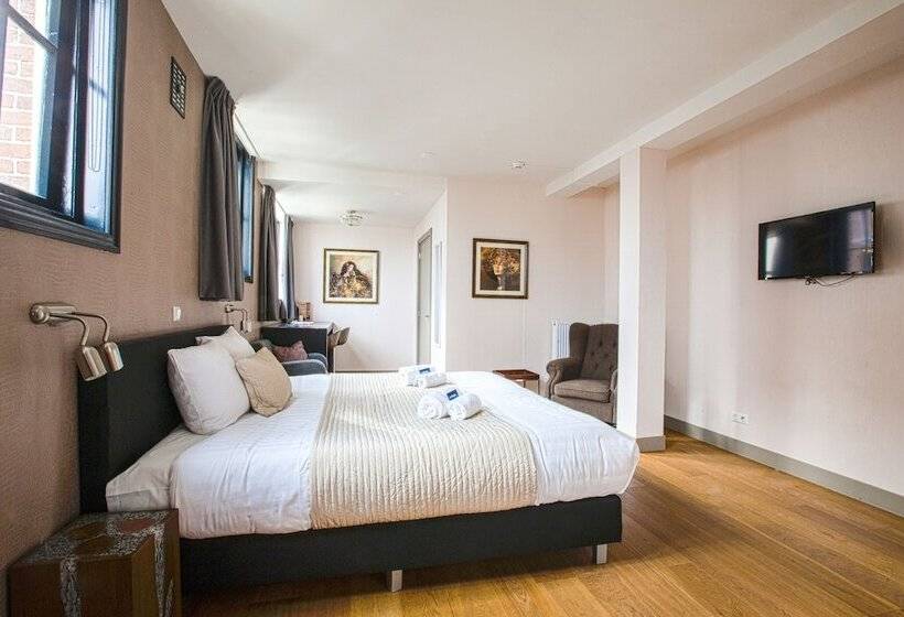 Kings Inn City Hostel