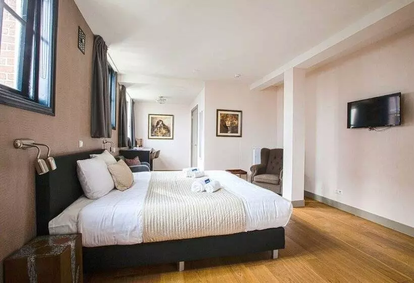 Kings Inn City Hostel