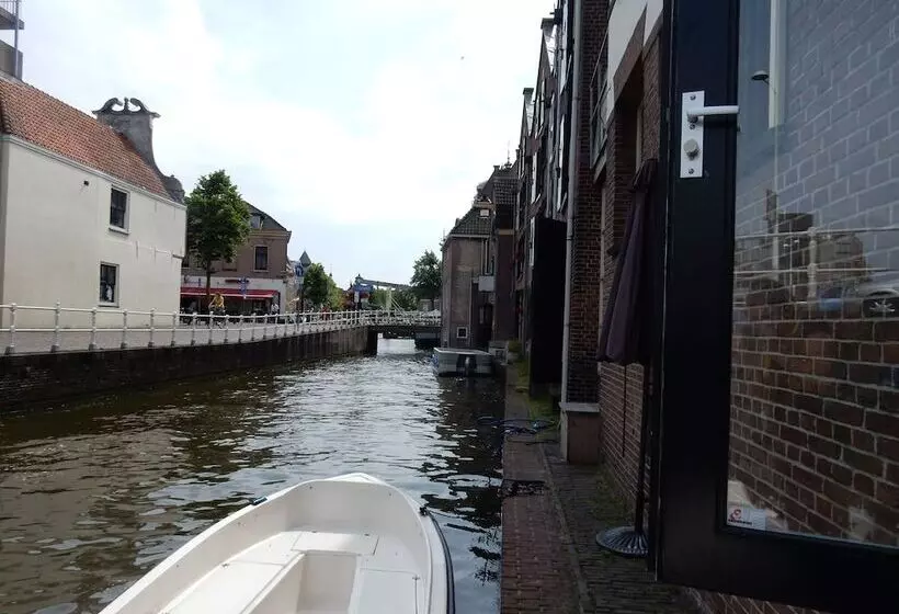 Kings Inn City Hostel