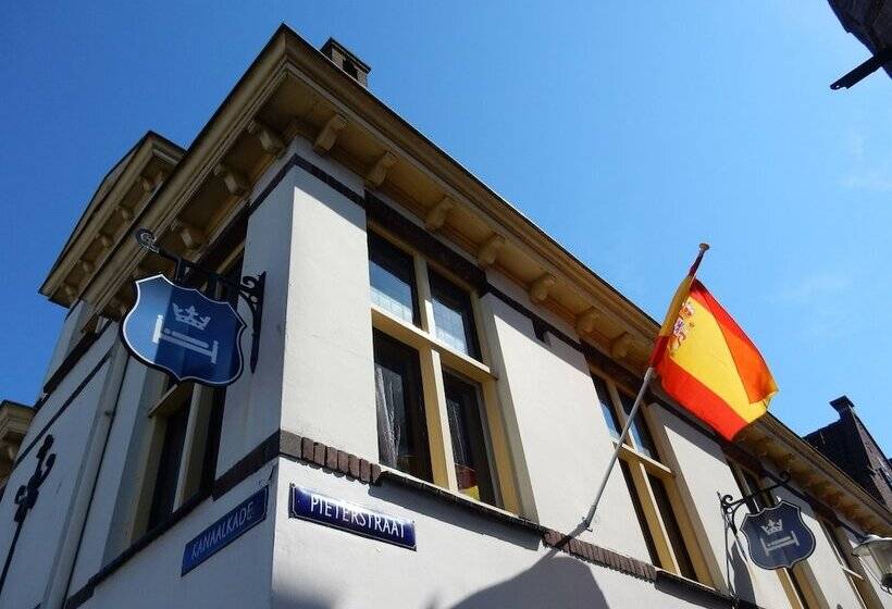 Kings Inn City Hostel