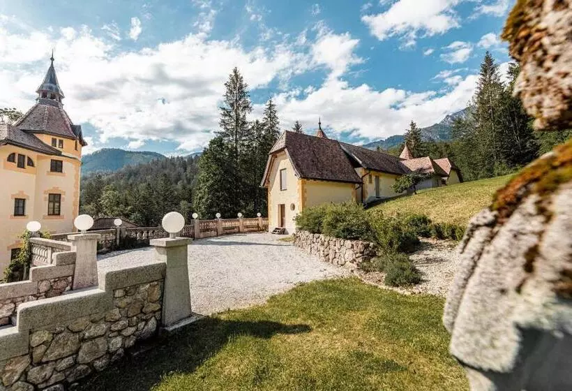 Naturhotel Schloss Kassegg