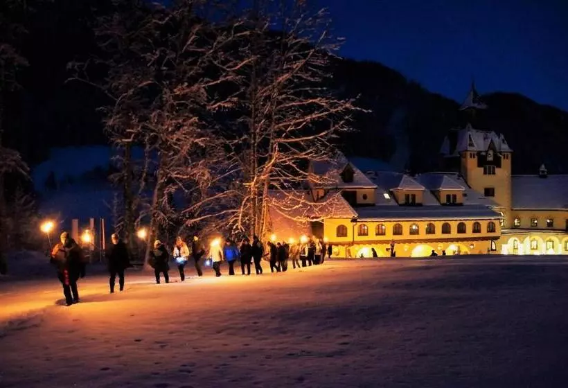 Naturhotel Schloss Kassegg
