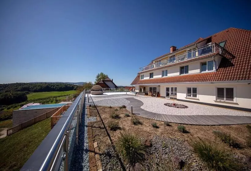 Pensió Klein Holland