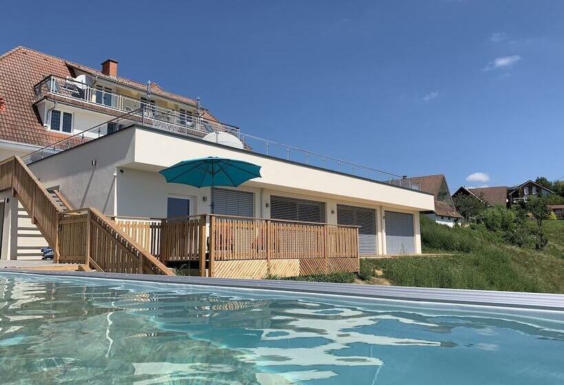 بنسيون Klein Holland