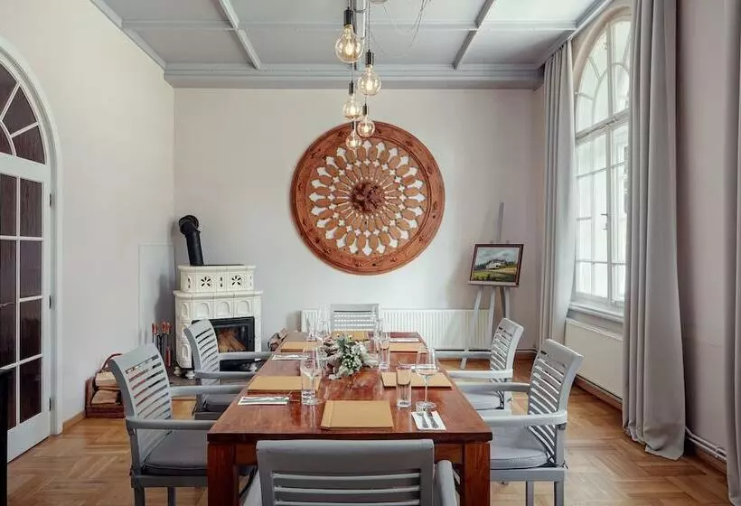 ペンション Zámeček Janovičky