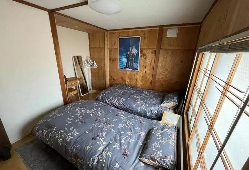 民泊 47ハウス   家族でも楽しめる温泉付き一軒家