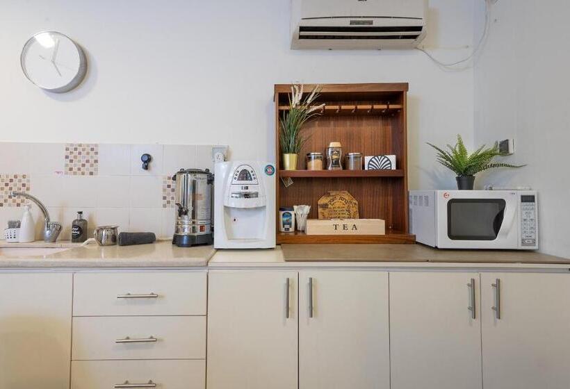 Retkeilymaja Boutique Suites   Prime Location Old City