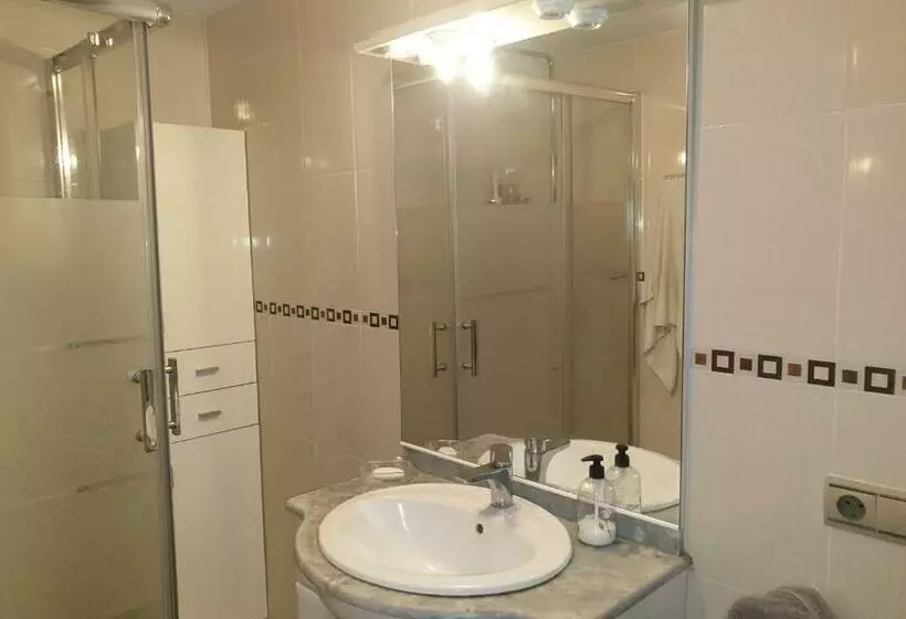 ベッドアンドブレックファースト Fuengirola Rooms Boliches Beach
