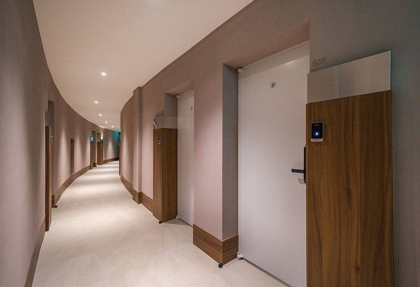 Brown Dot Hotel Eurwangri