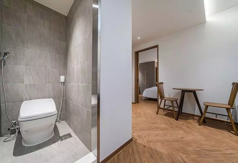 Brown Dot Hotel Eurwangri