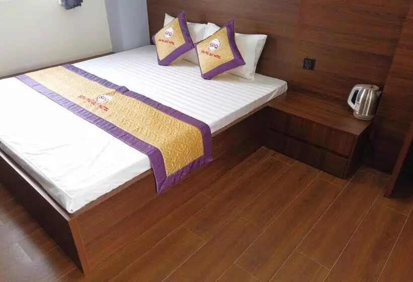 هتل Khách Sạn Sớm Phú Quý   Ninh Thuận