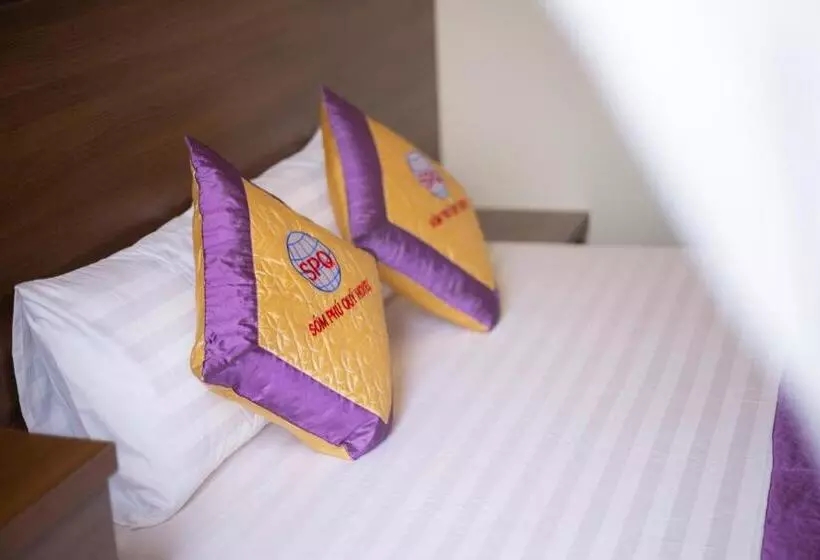هتل Khách Sạn Sớm Phú Quý   Ninh Thuận