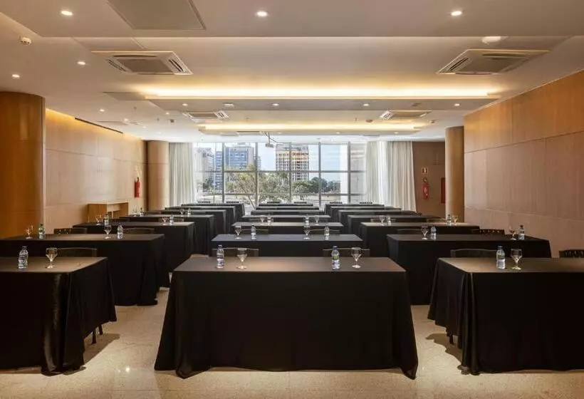 هتل Ramada By Wyndham Brasilia Alvorada