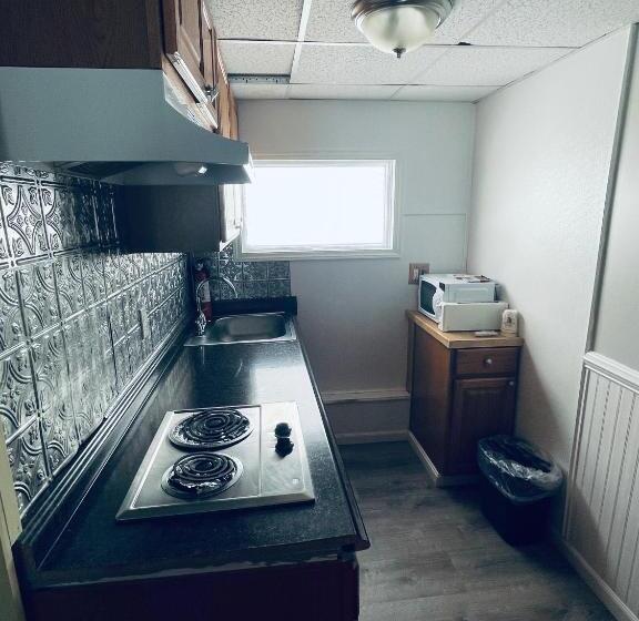 Отель Ships Inn