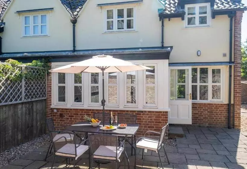 12 Prevetts Way   Aldeburgh Coastal Cottages