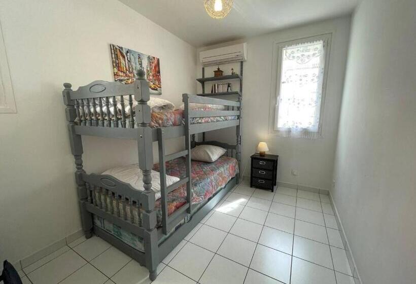 Appartement Climatisé Avec Terrasse à 100m De La Plage, Centre Saint Cyprien, Parking Et équipements