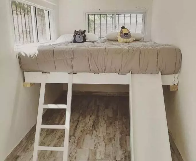 Casa Completa En El Corazón De Chacras