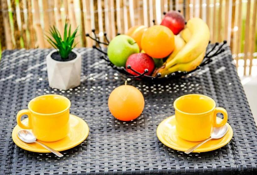 Francesca, Plage à Pied, Terrasse, Clim   Porticcio