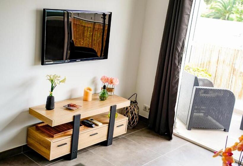 Francesca, Plage à Pied, Terrasse, Clim   Porticcio