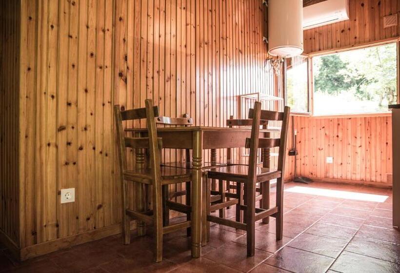 Gaztainuzketa Mendi Etxeak