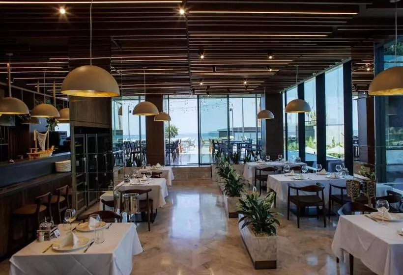 هتل Prado Luxury