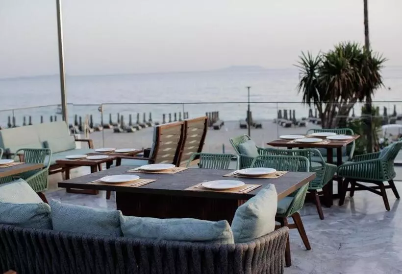 هتل Prado Luxury