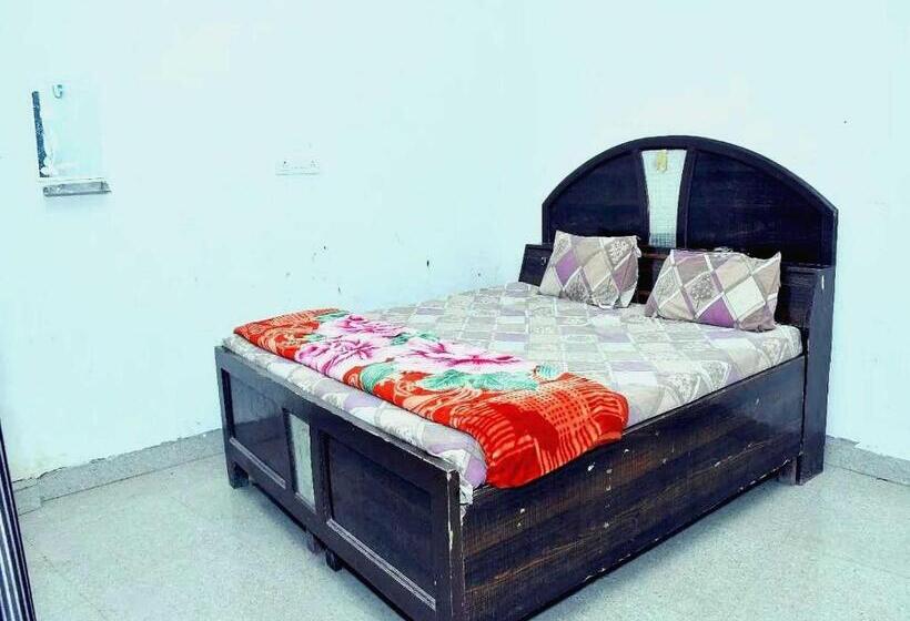 ホテル Spot On Harsh