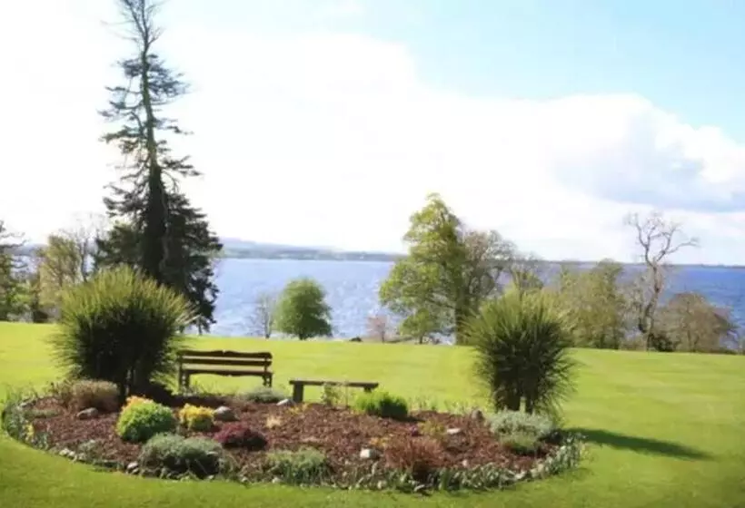 Sheelin Shepherds Hut 2 With Hot Tub